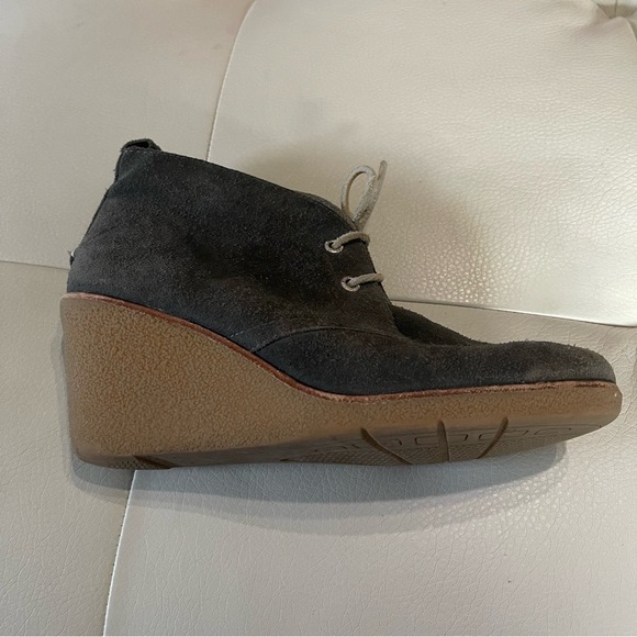 Sperry women’s Harlow Wedge chukka boot gray suede size 10 - Picture 2 of 10